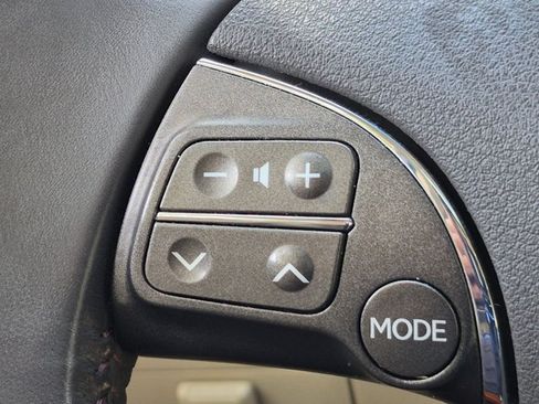 Used 2011 Lexus ES 350 FWD image 11