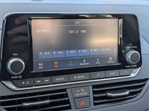 Used 2023 Nissan Altima 2.5 S image 21