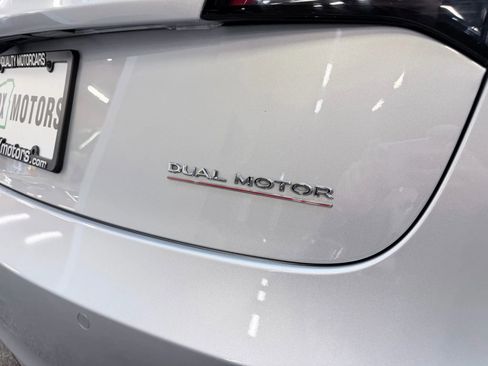 Used 2018 Tesla Model 3 Long Range image 9