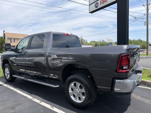 Used 2026 RAM 2500 Big Horn AWD/4WD image 5