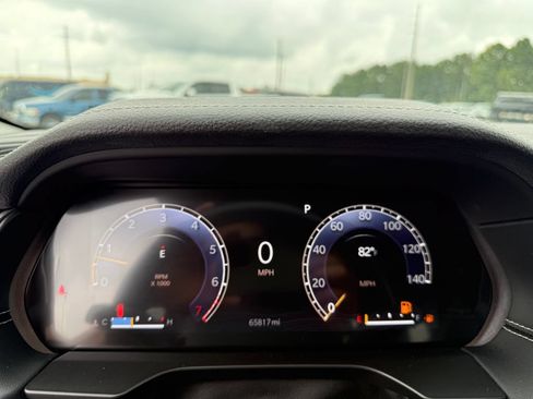Used 2022 Jeep Grand Cherokee L Limited RWD image 15