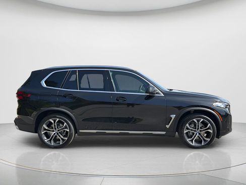 New 2026 BMW X5 xDrive40i w/ Climate Comfort Package image 25