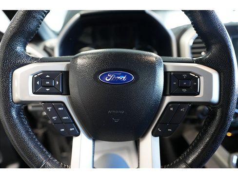 Used 2016 Ford F150 Lariat w/ Equipment Group 502A Luxury AWD/4WD image 18