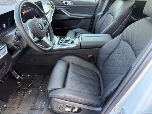 Used 2026 BMW X5 sDrive40i w/ Executive Package RWD image 5