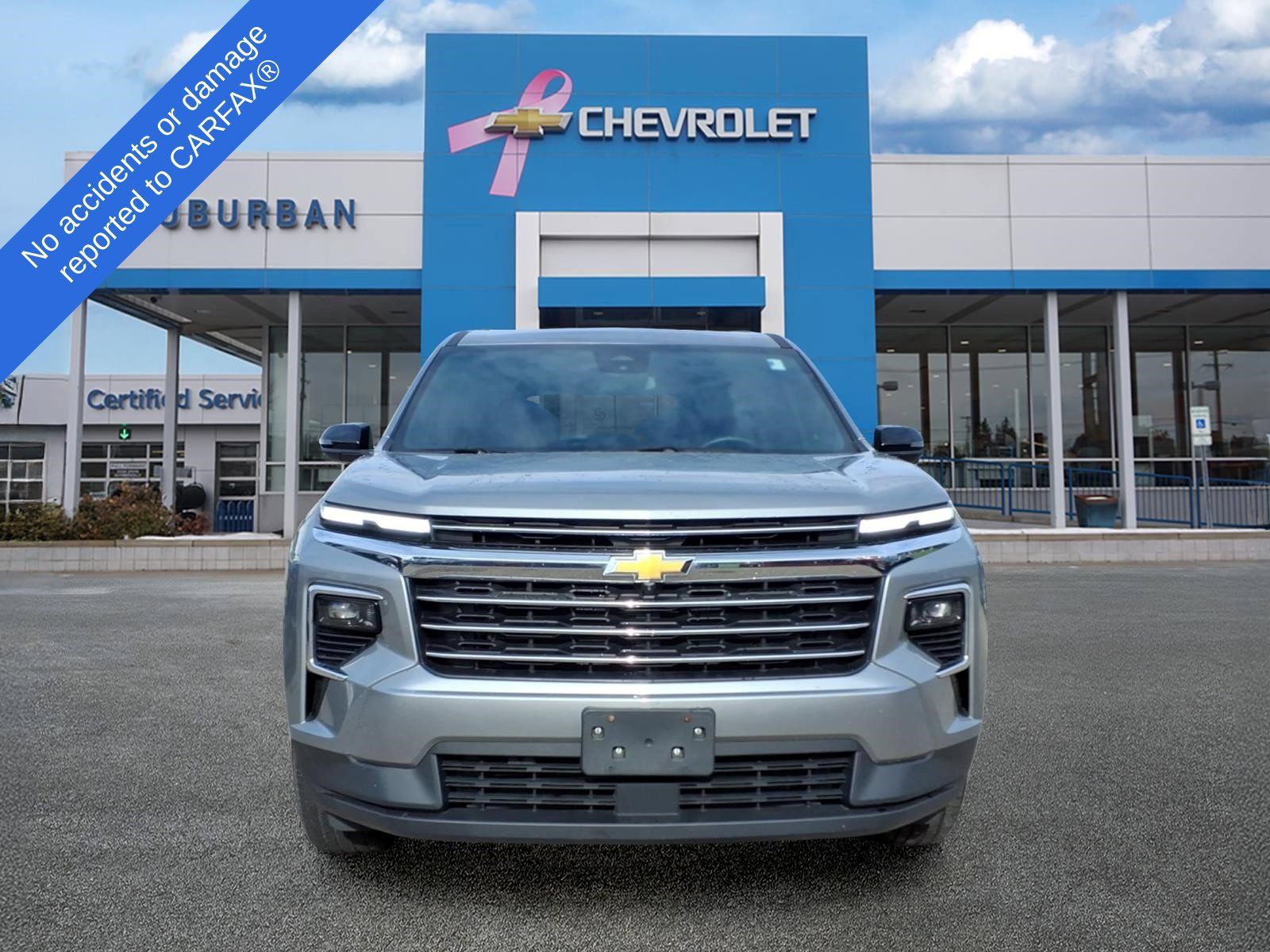 Used 2024 Chevrolet Traverse LT w/ LPO, Floor Liner Package AWD/4WD image 2