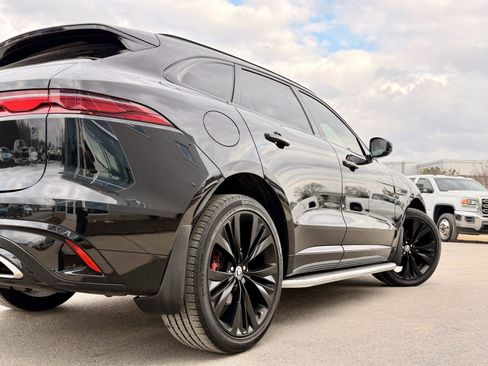 Used 2024 Jaguar F-PACE R-Dynamic S image 29