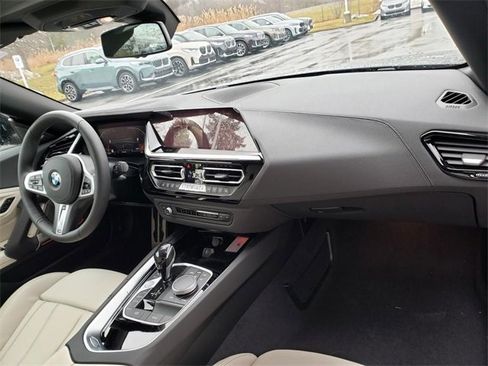 New 2026 BMW Z4 sDrive30i w/ Shadowloine Package image 13