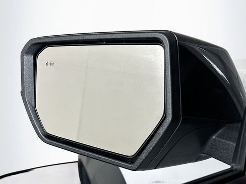 Used 2024 Chevrolet Colorado Trail Boss w/ Advanced Trailering Package image 16