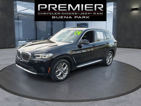 Used 2024 BMW X3 xDrive30i w/ Premium Essential Package image 4