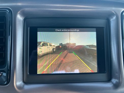 Used 2022 Dodge Challenger R/T image 21