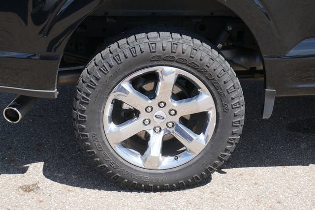 Used 2022 Ford F150 XLT w/ Equipment Group 302A High AWD/4WD image 12