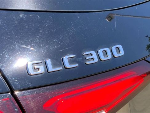 Used 2024 Mercedes-Benz GLC 300 image 31