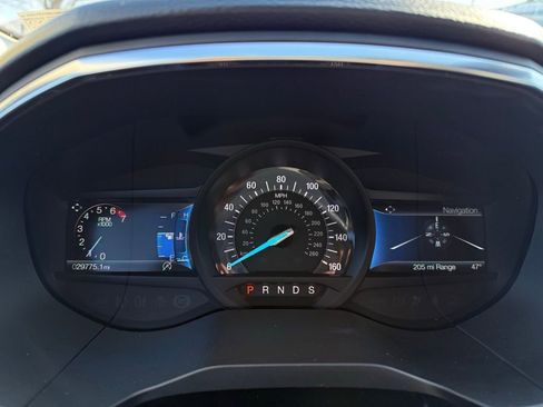 Used 2021 Ford Edge Titanium image 20