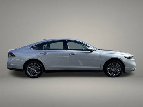 Used 2023 Honda Accord EX-L image 6