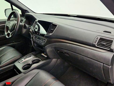 Used 2022 Honda Passport TrailSport image 23