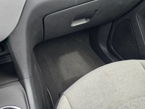 Used 2024 Chevrolet Equinox LS w/ Midnight Edition FWD image 31