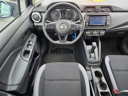 Used 2025 Nissan Versa S image 8