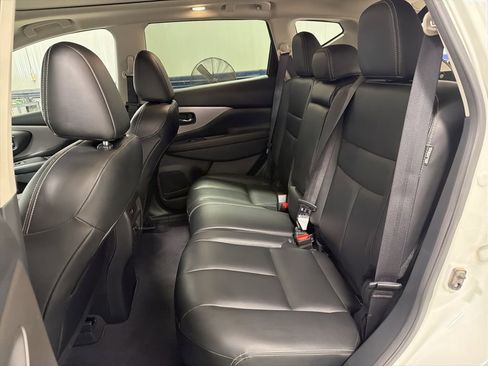 Used 2024 Nissan Murano SV image 12