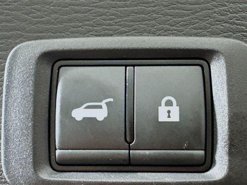 Used 2024 Mitsubishi Outlander SEL image 30