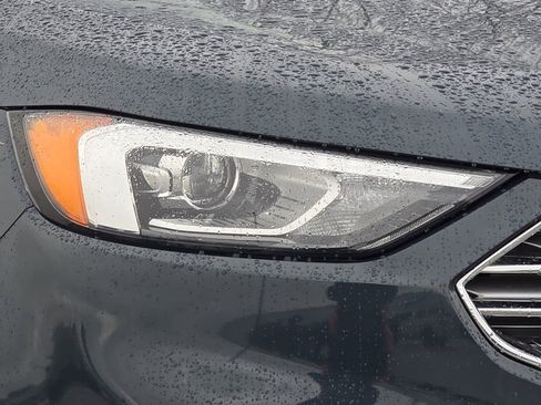Used 2019 Ford Edge SEL image 8