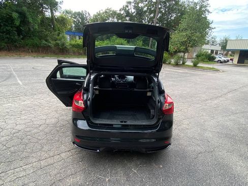 Used 2013 Ford Focus ST FWD image 44