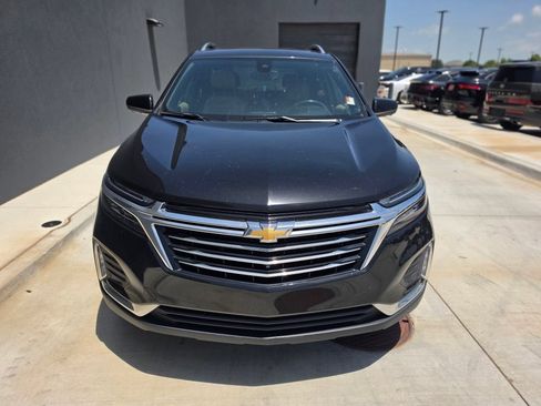 Used 2022 Chevrolet Equinox Premier FWD image 2