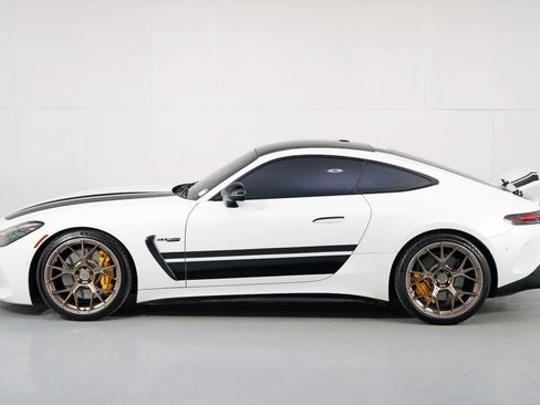 Used 2024 Mercedes-Benz AMG GT 63 image 51