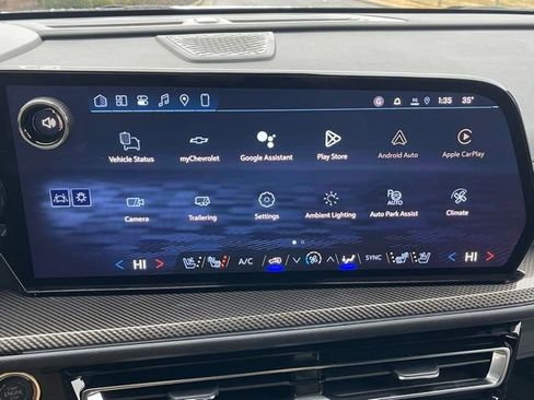 New 2026 Chevrolet Traverse High Country w/ LPO, Floor Liner Package image 10