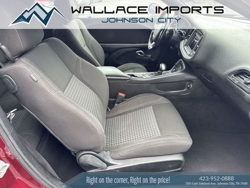 Used 2020 Dodge Challenger SXT w/ Blacktop Package RWD image 35