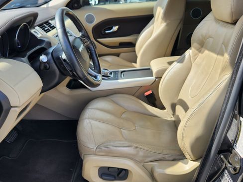 Used 2015 Land Rover Range Rover Evoque Pure Plus image 4