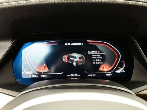 Used 2021 BMW X5 M50i w/ Premium Package image 8