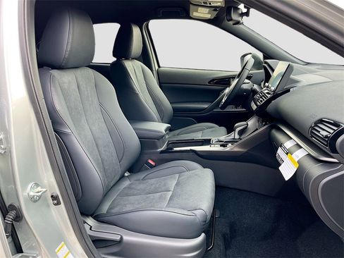 New 2026 Mitsubishi Eclipse Cross Black Edition image 25