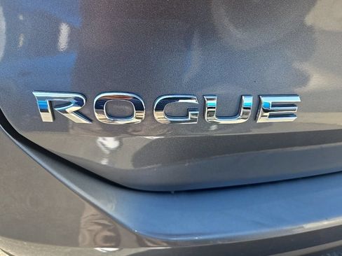 Used 2016 Nissan Rogue S w/ Appearance Package AWD/4WD image 39