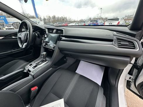 Used 2019 Honda Civic Sport image 30