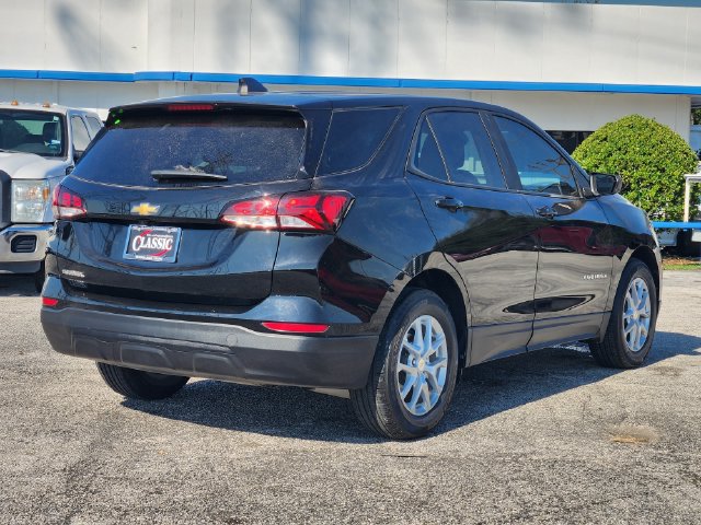 Used 2024 Chevrolet Equinox LS w/ LS Convenience Package FWD image 7