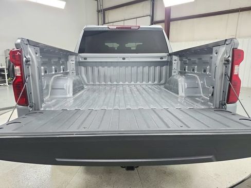 Used 2024 Chevrolet Silverado 1500 LT AWD/4WD image 40