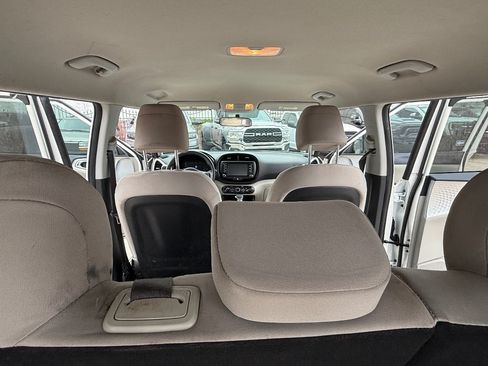 Used 2021 Kia Soul LX FWD image 18