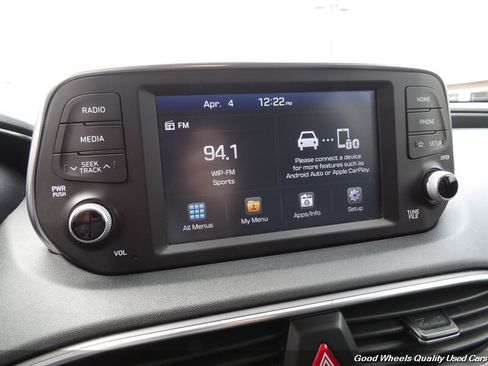 Used 2019 Hyundai Santa Fe SE AWD/4WD image 17