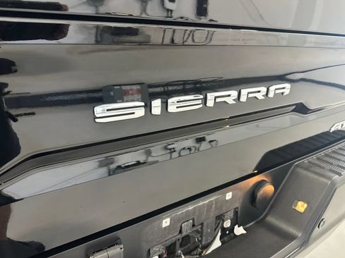 Used 2023 GMC Sierra 1500 AT4 AWD/4WD image 33