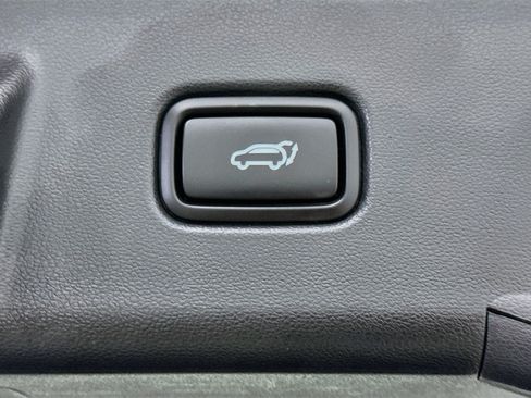 Used 2025 Hyundai Tucson SEL FWD image 29