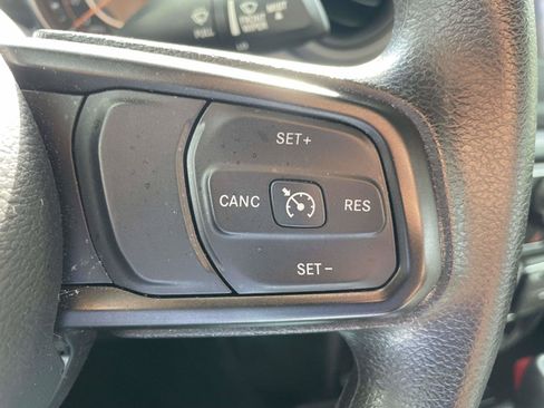 Used 2022 Jeep Wrangler Unlimited Sport AWD/4WD image 29