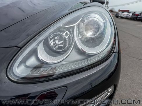 Used 2012 Porsche Cayenne S image 9