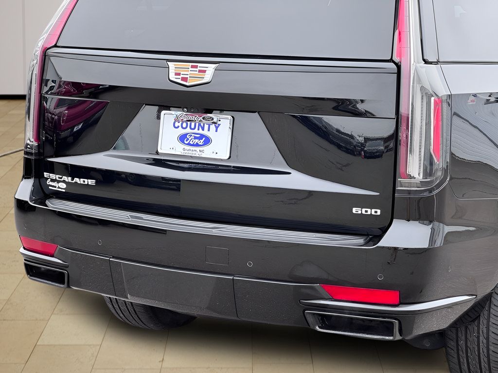 Used 2023 Cadillac Escalade Sport AWD/4WD image 47