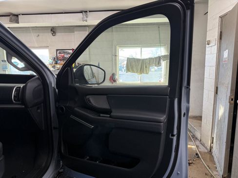 New 2025 Ford Expedition Active image 32