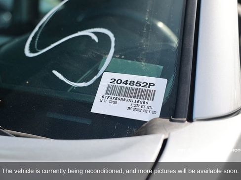 Used 2018 Toyota Tacoma SR5 image 19