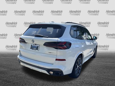 New 2026 BMW X5 xDrive50e w/ Executive Package AWD/4WD image 11