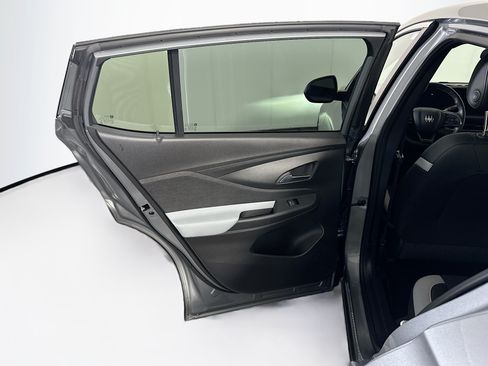 Used 2025 Buick Envista Preferred w/ Convenience I Package FWD image 24