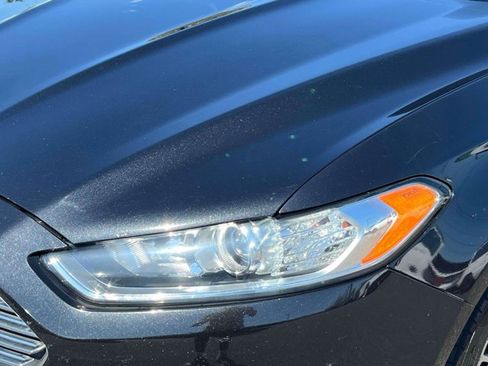 Used 2015 Ford Fusion SE w/ Equipment Group 202A AWD/4WD image 9