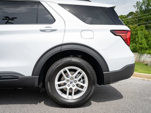 New 2026 Ford Explorer Active RWD image 6