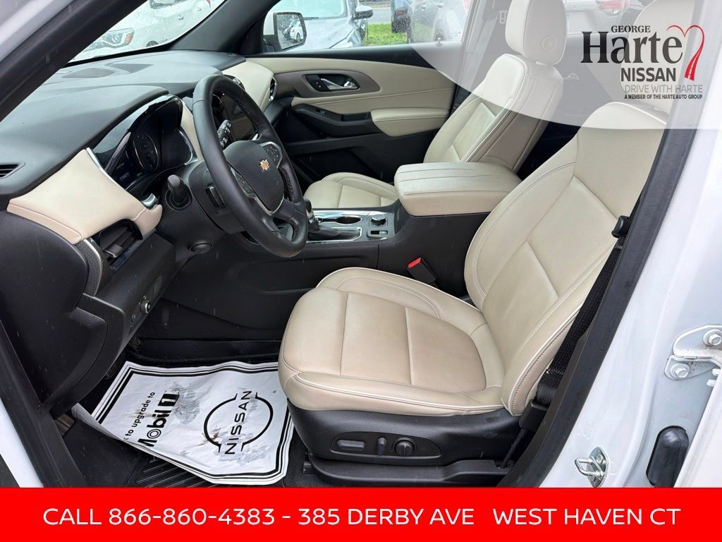 Used 2023 Chevrolet Traverse Premier AWD/4WD image 14